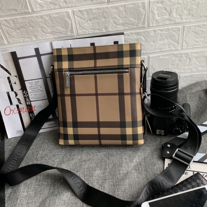 2020SS新作 Burberry バーバリー メンズ ショルダーバック スーパーコピー