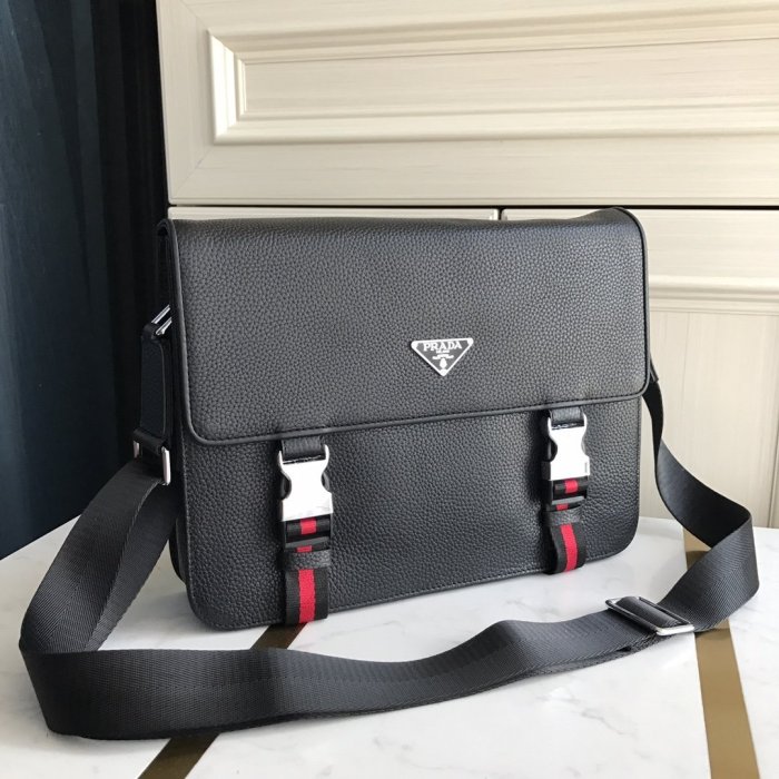 202105SS新作 Prada プラダ メンズ ショルダーバックスーパーコピー