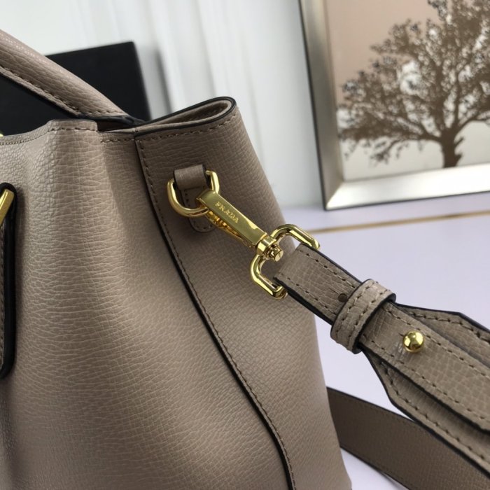 202103SS新作 Prada プラダ レディース ショルダーバックスーパーコピー
