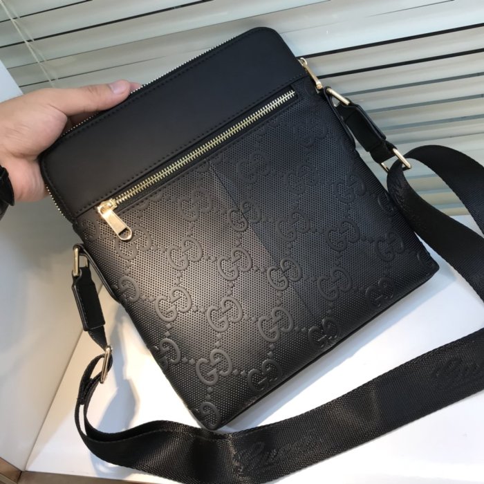 2020SS新作 Gucci グッチ メンズ ショルダーバックスーパーコピー