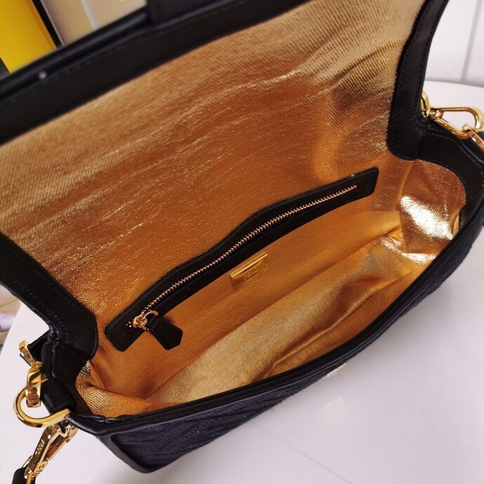 2020SS新作 FENDI フェンディ レディース ショルダーバック スーパーコピー