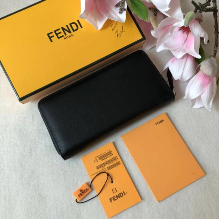 2020SSフェンディ FENDI 新作通販長財布 スーパーコピー