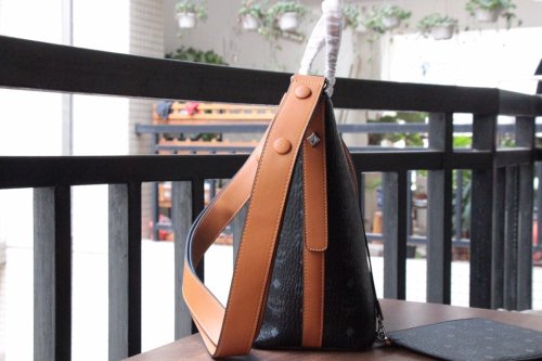 2020SS新作 MCM エムシーエム レディース ハンドバック スーパーコピー