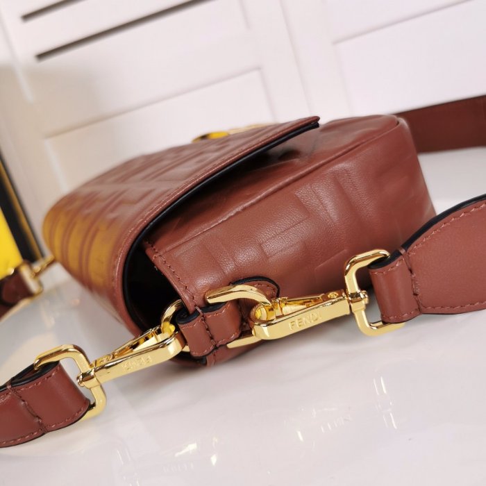 2020SS新作 FENDI フェンディ レディース ショルダーバック スーパーコピー