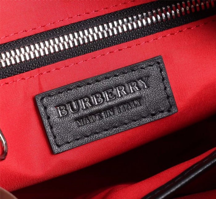 2020SS新作 Burberry バーバリー メンズ ショルダーバック スーパーコピー