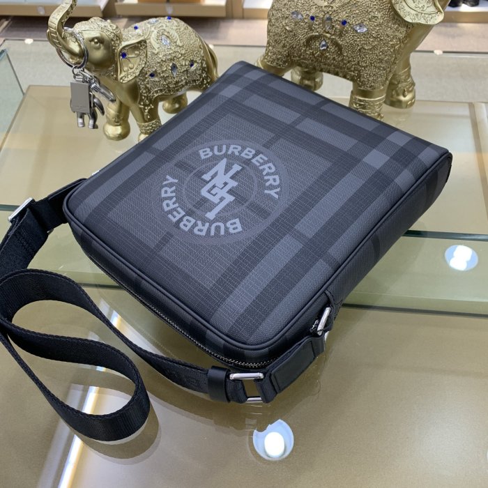 2020SS新作 Burberry バーバリー メンズ ショルダーバック スーパーコピー