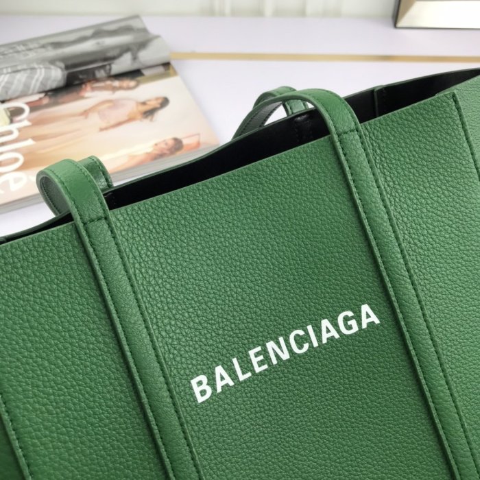 2021SS新作 Balenciaga バレンシアガ レディース ショルダーバックスーパーコピー