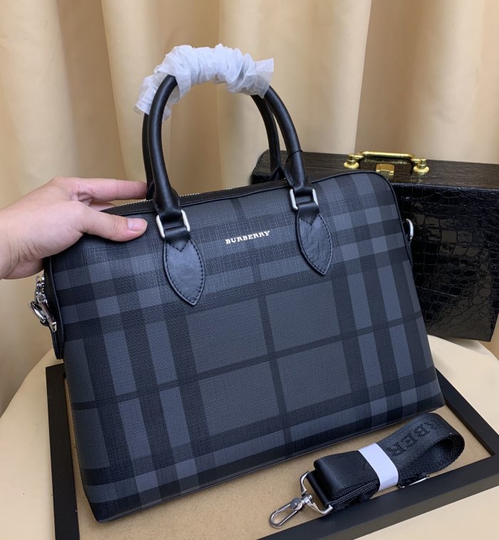 2020SS新作 Burberry バーバリー メンズ ハンドバックスーパーコピー