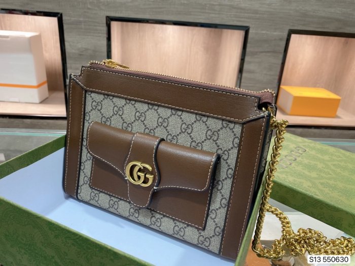 202103SS新作Gucci グッチ レディースショルダーバッグスーパーコピー