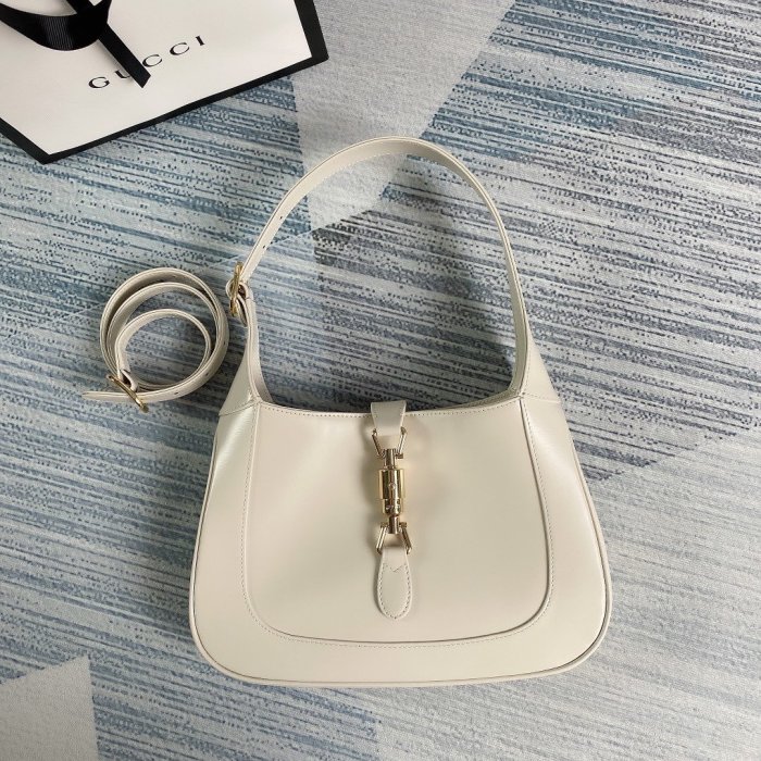 2021SS新作Gucci グッチ レディースショルダーバッグスーパーコピー