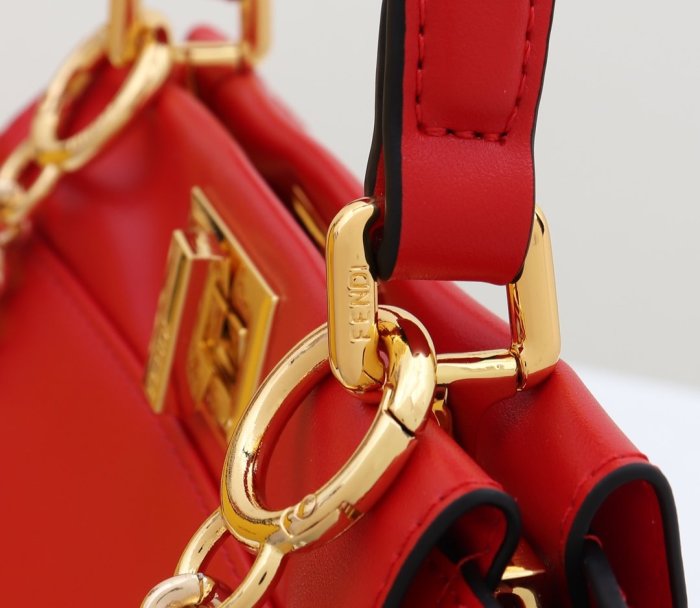 2020SS新作 FENDI フェンディ レディース ショルダーバック スーパーコピー