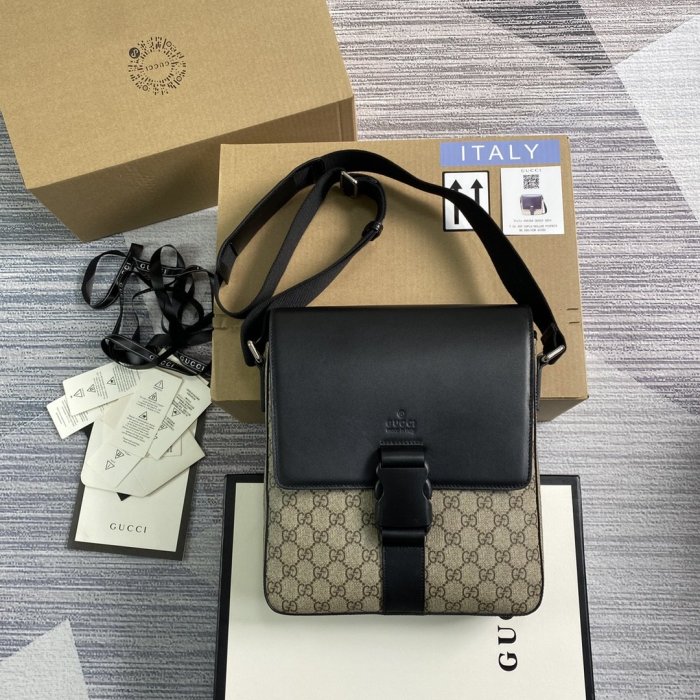 2021SS新作 Gucci グッチ メンズ ショルダーバックスーパーコピー