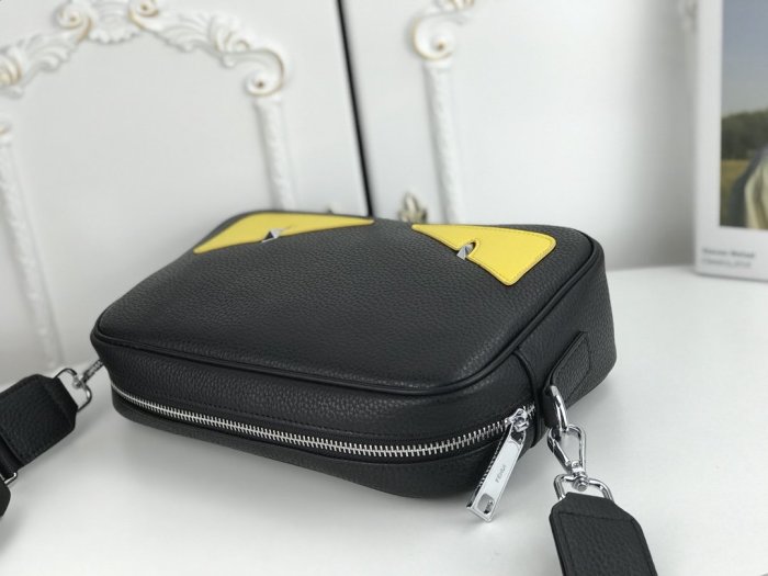 2021SS新作 FENDI フェンディ ショルダーバック スーパーコピー