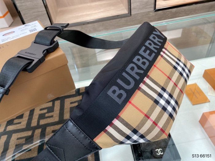 202103SS新作Burberryバーバリー レディース ショルダーバック スーパーコピー