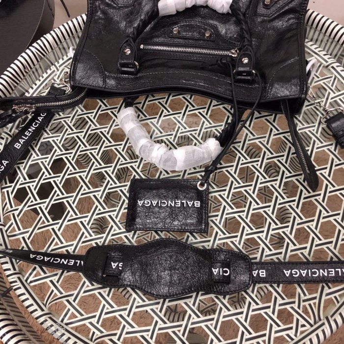 2020SS新作 Balenciaga バレンシアガ レディースショルダーバックスーパーコピー