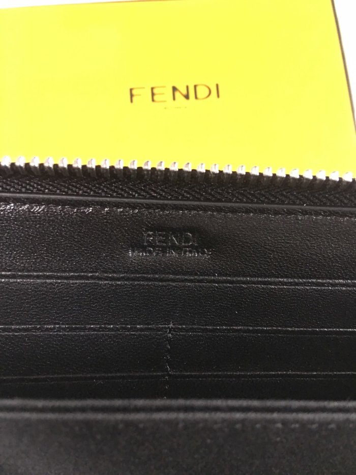 2020SSフェンディ FENDI 新作通販長財布 スーパーコピー