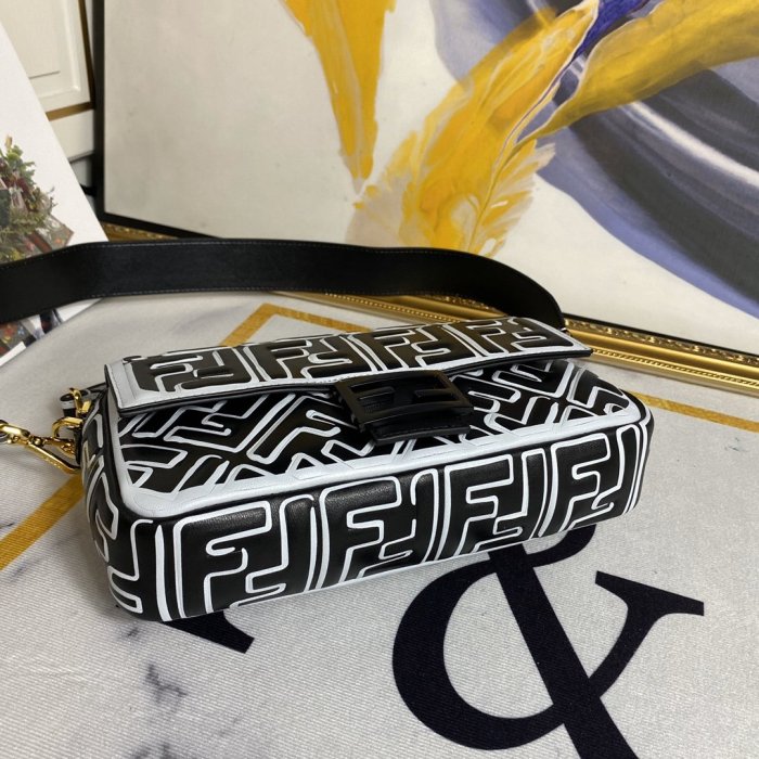 2020SS新作 FENDI フェンディ レディース ショルダーバック スーパーコピー
