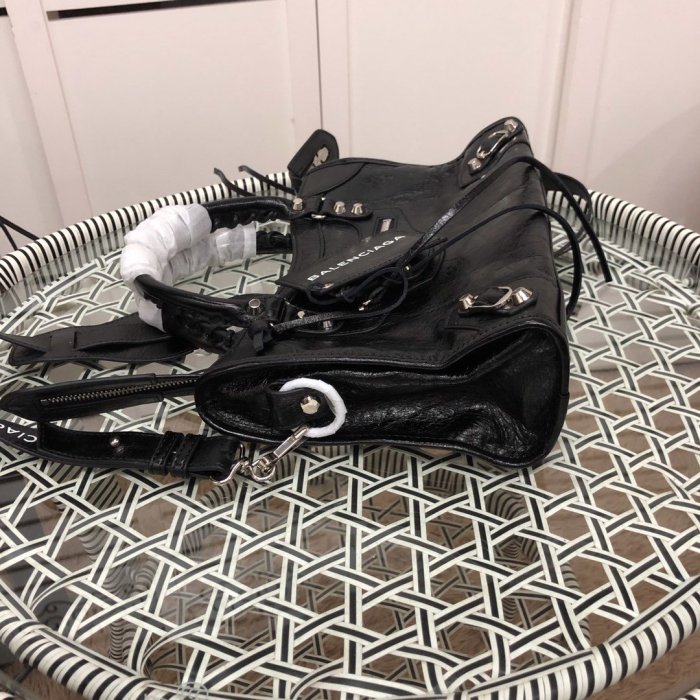 2020SS新作 Balenciaga バレンシアガ レディースショルダーバックスーパーコピー
