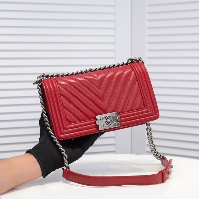 2021SS新作 シャネル Chanel ショルダーバック スーパーコピー
