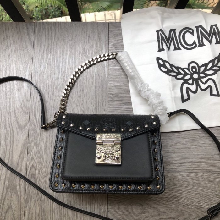 2020SS新作 MCM エムシーエム レディース ショルダーバック スーパーコピー