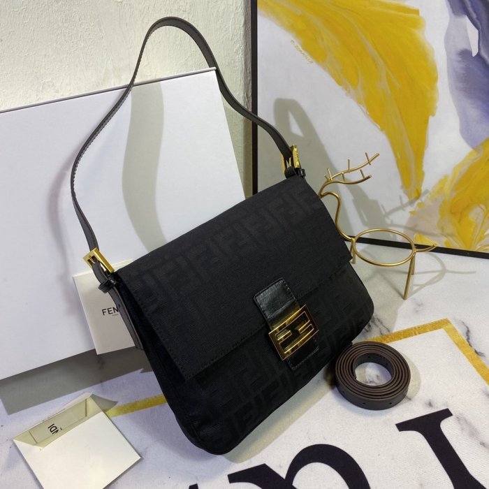 2020SS新作 FENDI フェンディ レディース ショルダーバック スーパーコピー