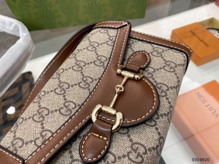 202103SS新作Gucci グッチ レディースショルダーバッグスーパーコピー