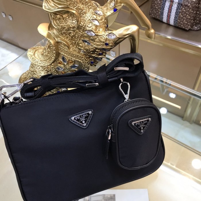 202103SS新作 メンズ Prada プラダ ショルダーバックスーパーコピー