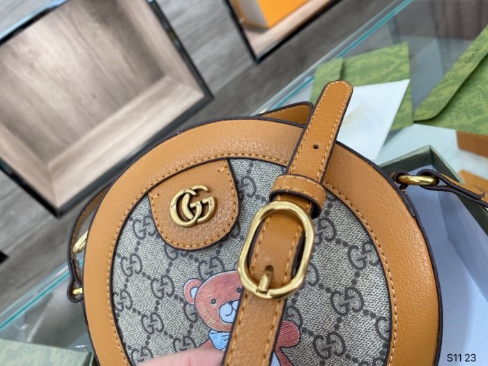 202103SS新作Gucci グッチ レディースショルダーバッグスーパーコピー