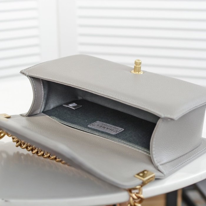 2021SS新作 シャネル Chanel ショルダーバック スーパーコピー