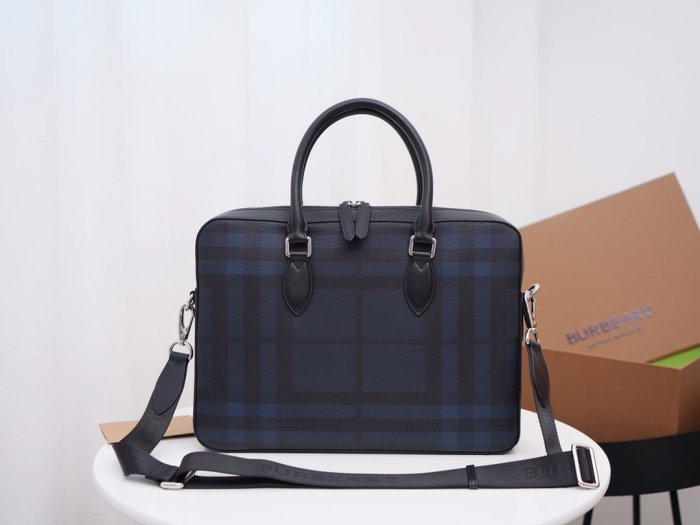 2021SS新作 Burberry バーバリー メンズ ハンドバックスーパーコピー
