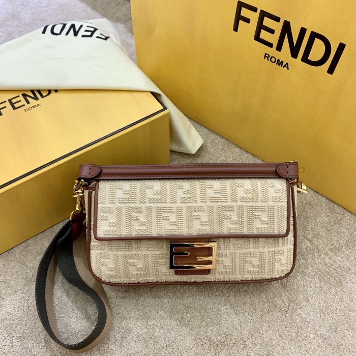 202103SS新作 FENDI フェンディ レディースショルダーバックスーパーコピー