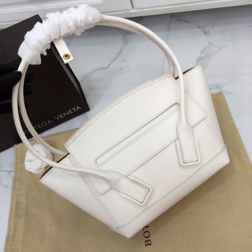 2021SS新作 Bottega Veneta ボッテガヴェネタ ハンドバック スーパーコピー