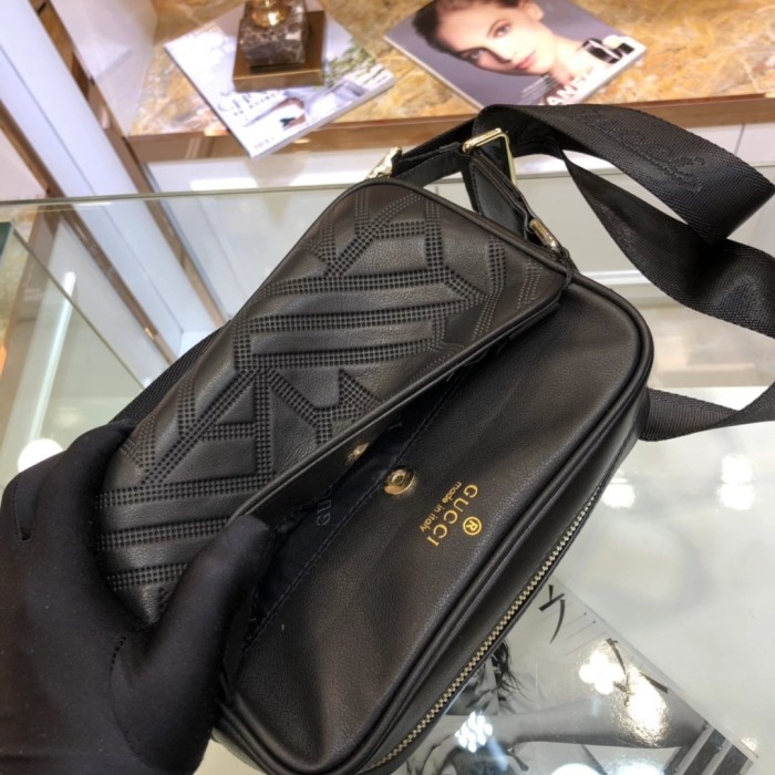 2021SS新作 Gucci グッチ メンズ ショルダーバックスーパーコピー