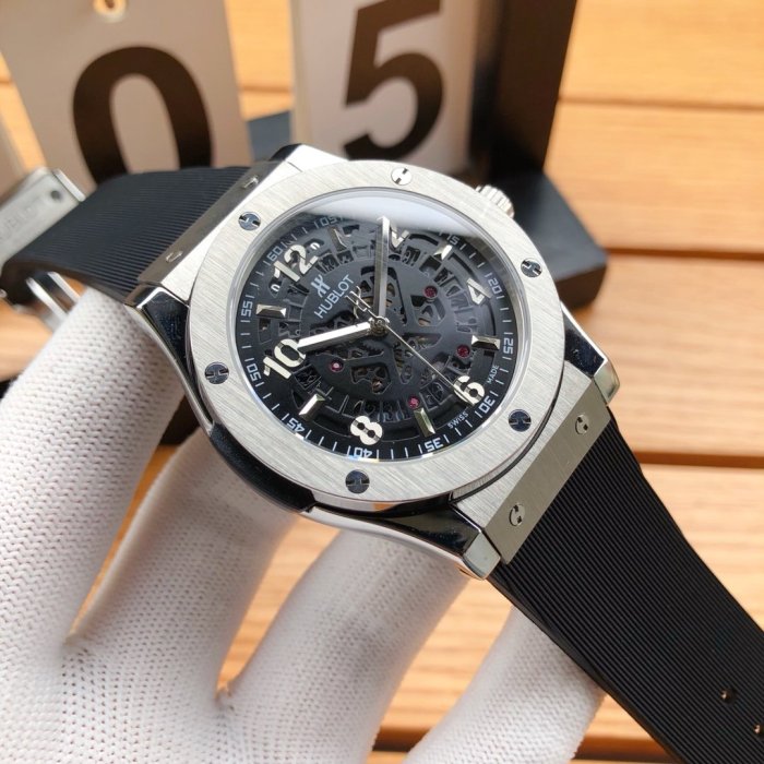 2020SS新作HUBLOT ウブロメンズ時計 スーパーコピー 7色