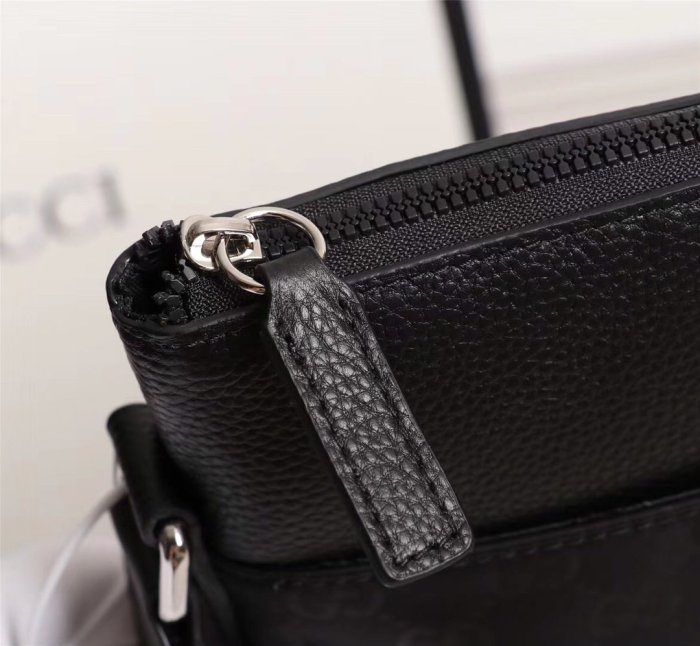 2020SS新作 Gucci グッチ メンズ ショルダーバックスーパーコピー