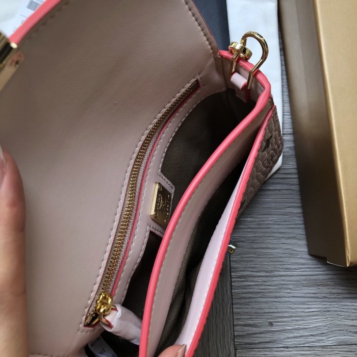 2020SS新作 MCM エムシーエム レディース ショルダーバック スーパーコピー