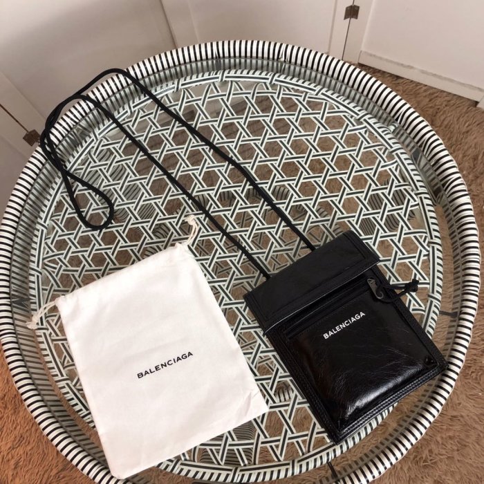 202103SS新作 Balenciaga バレンシアガ レディース ショルダーバックスーパーコピー