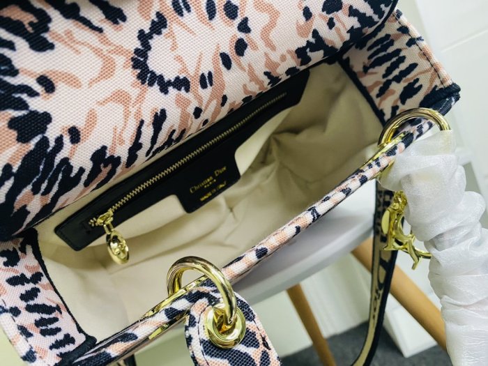 2021SS新作 Dior ディオールレディースショルダーバック スーパーコピー