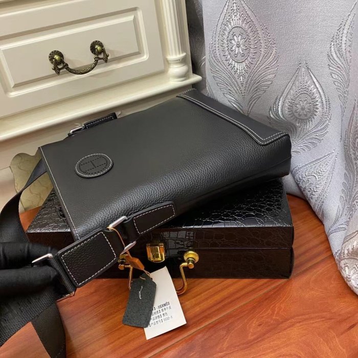 202105SS新作 エルメス Hermes メンズ ショルダーバックスーパーコピー