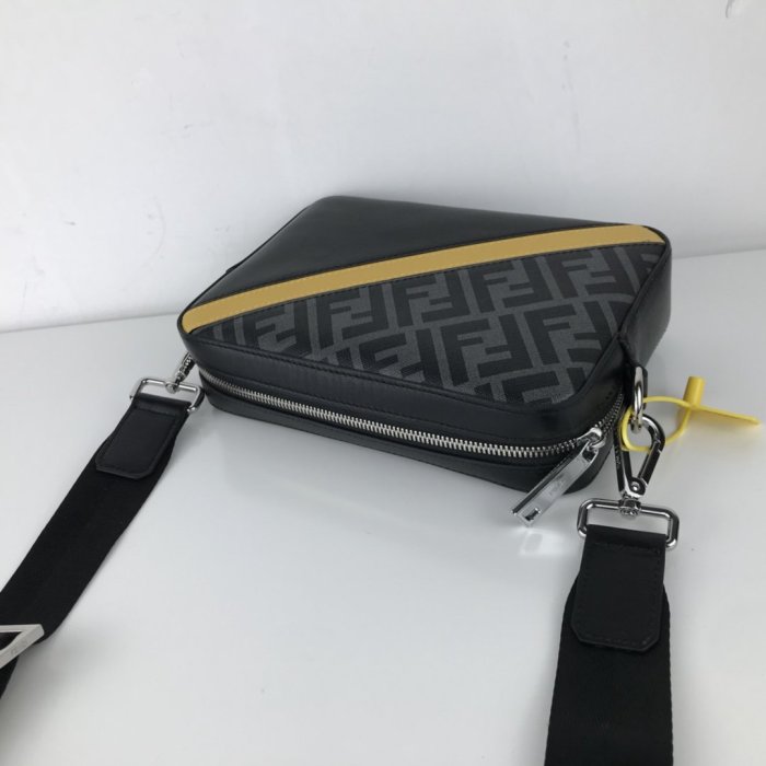2021SS新作 FENDI フェンディ ショルダーバック スーパーコピー