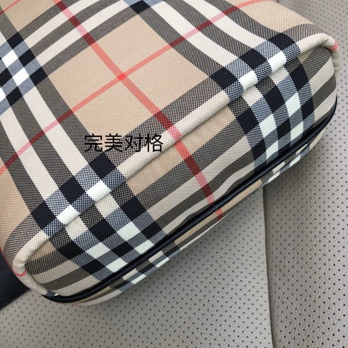 2020SS新作 Burberry バーバリー メンズ ショルダーバック スーパーコピー