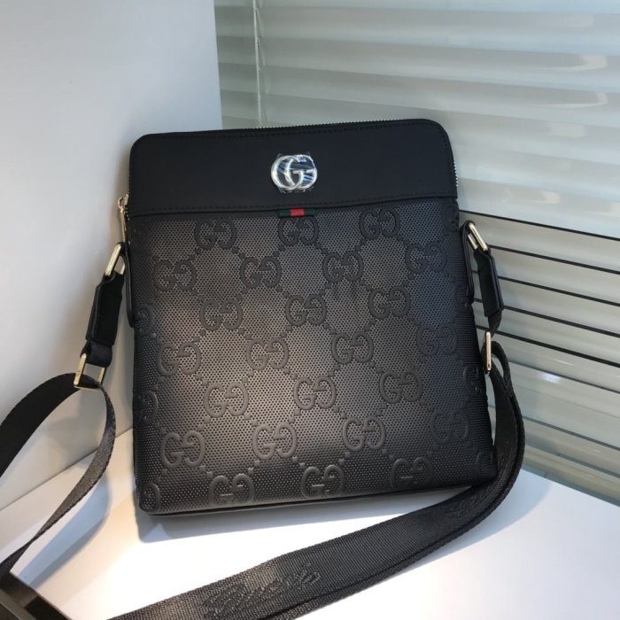 2020SS新作 Gucci グッチ メンズ ショルダーバックスーパーコピー