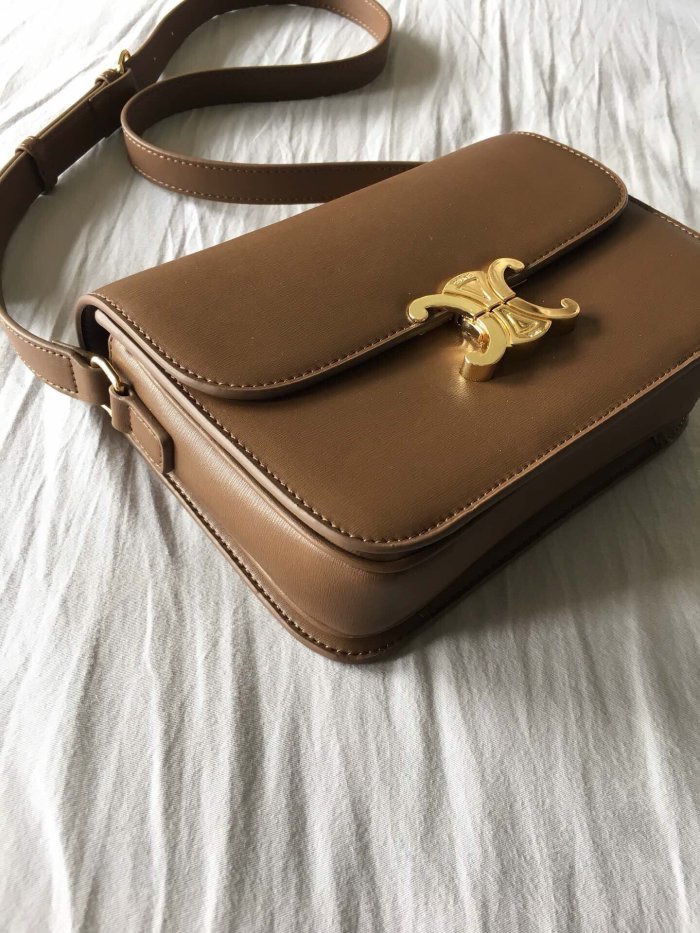 2020SS新作 Celine セリーヌ レディースショルダーバッグスーパーコピー