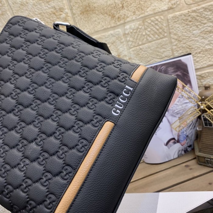 2020SS新作 Gucci グッチ メンズ ショルダーバックスーパーコピー