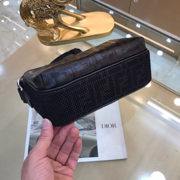 202105SS新作 FENDI フェンディ ショルダーバッグスーパーコピー