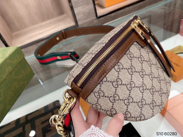 202103SS新作Gucci グッチ レディースショルダーバッグスーパーコピー