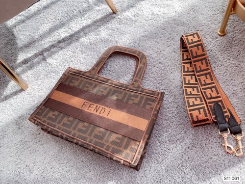 2020SS新作 FENDI フェンディ レディース ハンドバックスーパーコピー