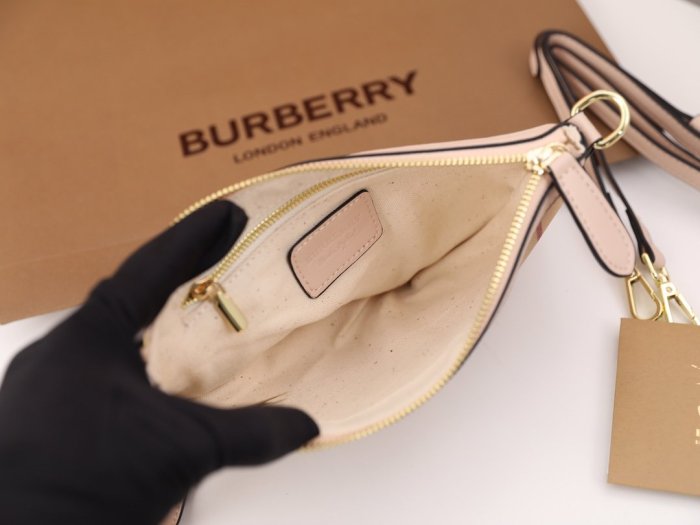 202103SS新作Burberryバーバリー レディース ショルダーバック スーパーコピー