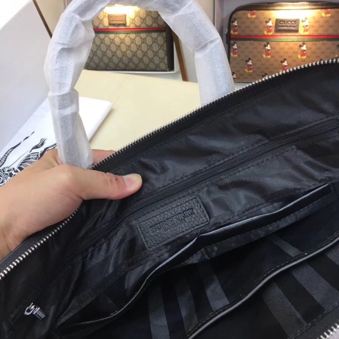 2021SS新作 Burberry バーバリー メンズ ハンドバックスーパーコピー