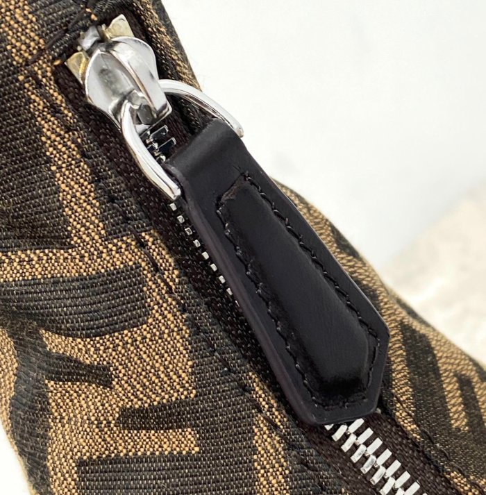 202103SS新作 FENDI フェンディ レディースショルダーバックスーパーコピー
